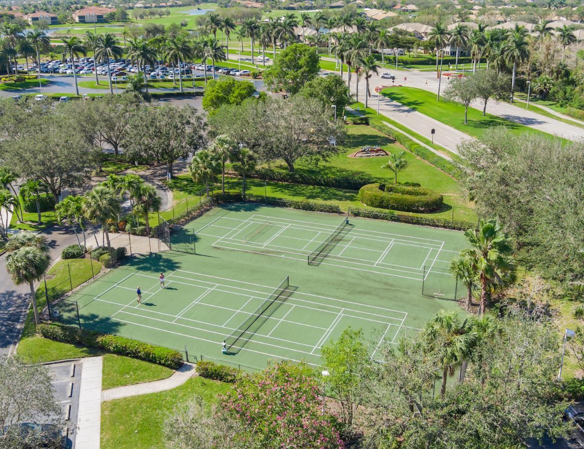 Lely Greenlinks Top Floor - On Golf Course, Minutes From Beaches, Downtown! North North Naples Εξωτερικό φωτογραφία
